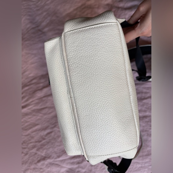 backpack explorer louis vuitton – The Luxury Exchange PDX Quantity Buy Discount:2 Rigs for Catching Flounder Inside there are three 70 LTR